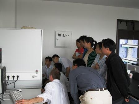 德國RINTECH公司應用科學(xué)家來(lái)到中國林業(yè)科學(xué)院培訓Lignostation年輪密度工作站 德國RINTECH公司應用科學(xué)家來(lái)到中國林業(yè)科學(xué)院培訓Lignostation年輪密度工作站